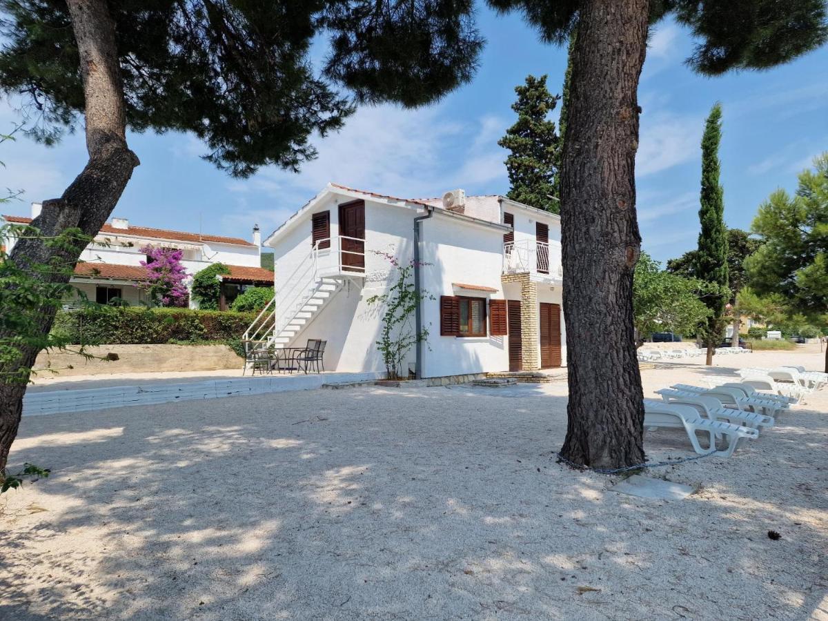 סבטי פטר 5 Meters From The Sea With Private Beach - 70M2 Colibri Sunset Apartments מראה חיצוני תמונה