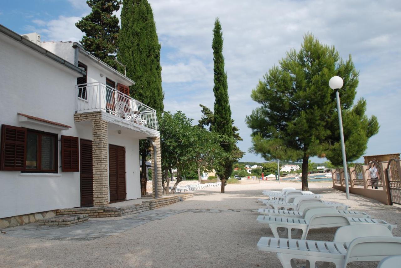 סבטי פטר 5 Meters From The Sea With Private Beach - 70M2 Colibri Sunset Apartments מראה חיצוני תמונה