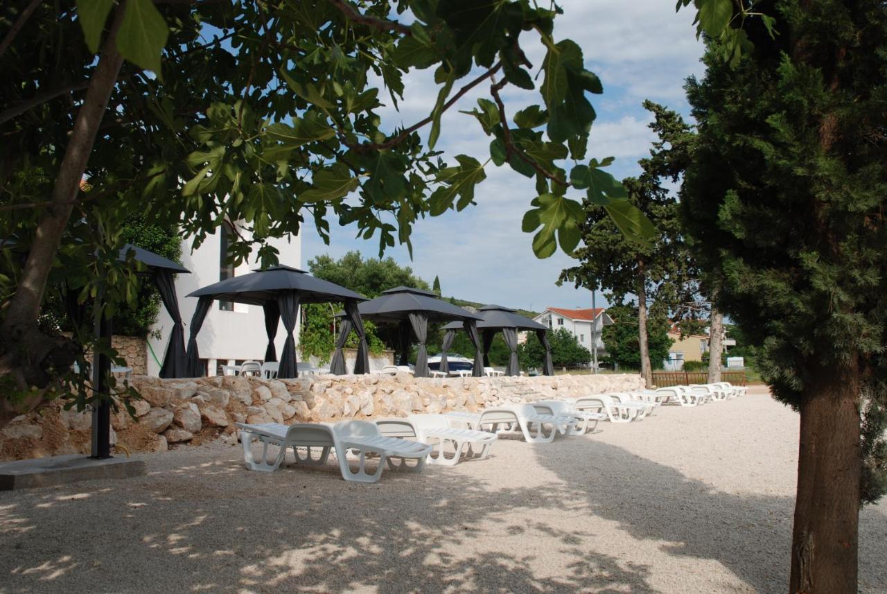 סבטי פטר 5 Meters From The Sea With Private Beach - 70M2 Colibri Sunset Apartments מראה חיצוני תמונה