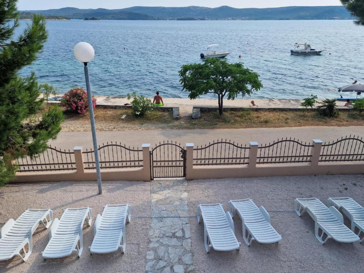 סבטי פטר 5 Meters From The Sea With Private Beach - 70M2 Colibri Sunset Apartments מראה חיצוני תמונה